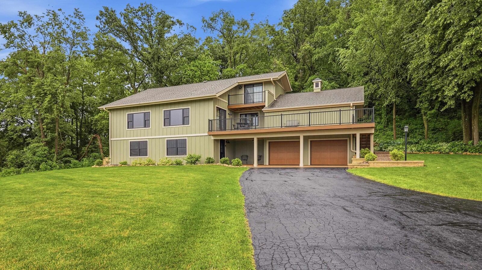 Property Photo:  103 Cogan Drive  IL 61036 