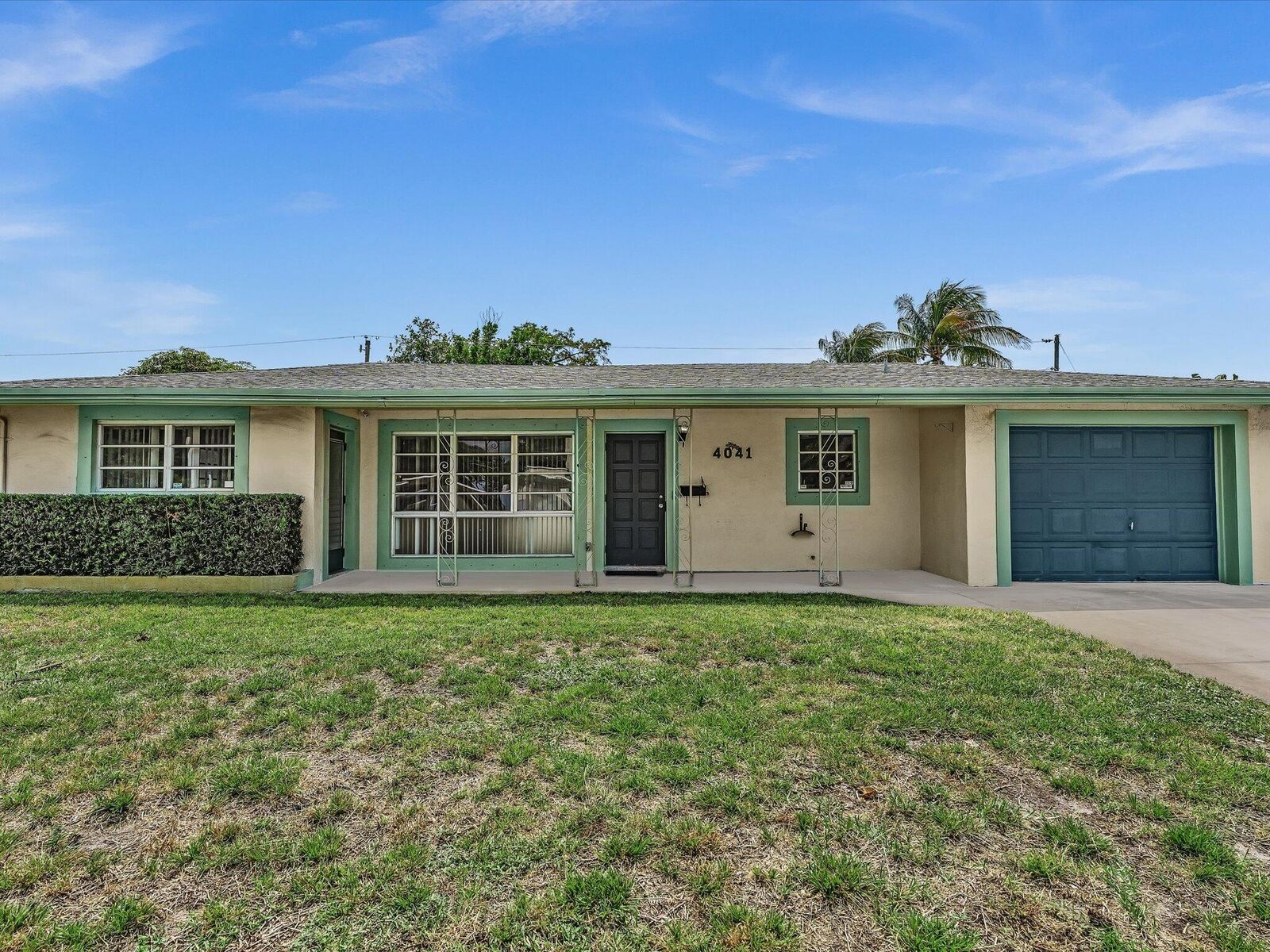Property Photo: 4041 NE 18th Terrace FL 33064