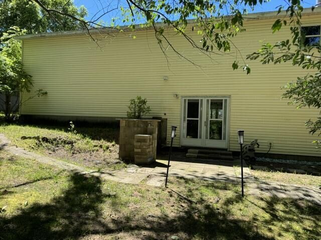 Property Photo: 1021 Orchard Avenue MI 49090