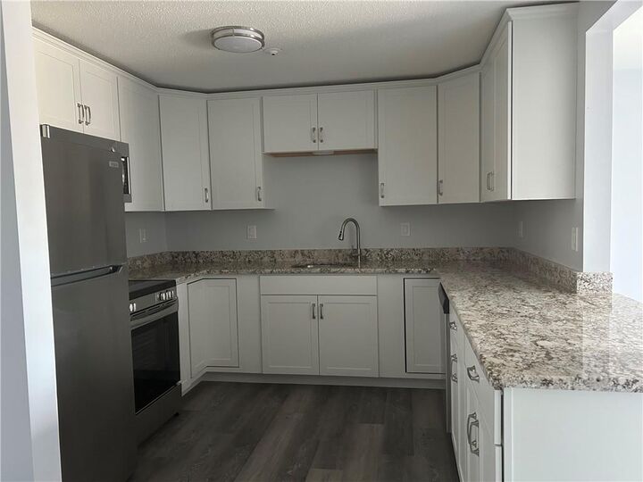 Property Photo:  728 Beverage Hill Avenue 16  RI 02861 