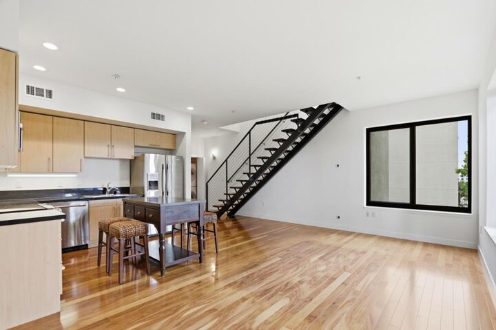 Property Photo:  88 Bush Street 3163  CA 95126 