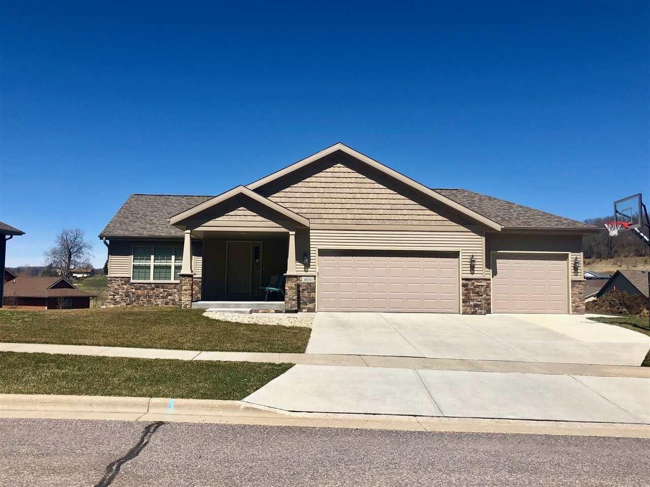 Property Photo: 4034 Red Hawk Run WI 53515