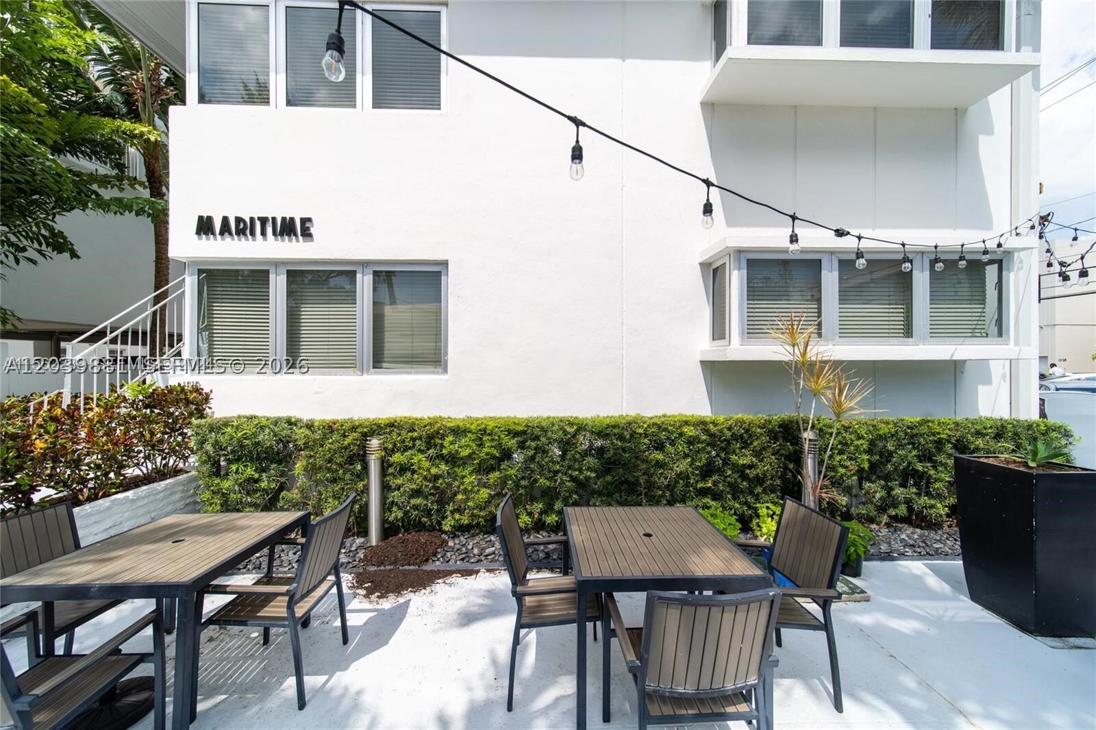 Property Photo: 1616 Euclid Ave 2 FL 33139