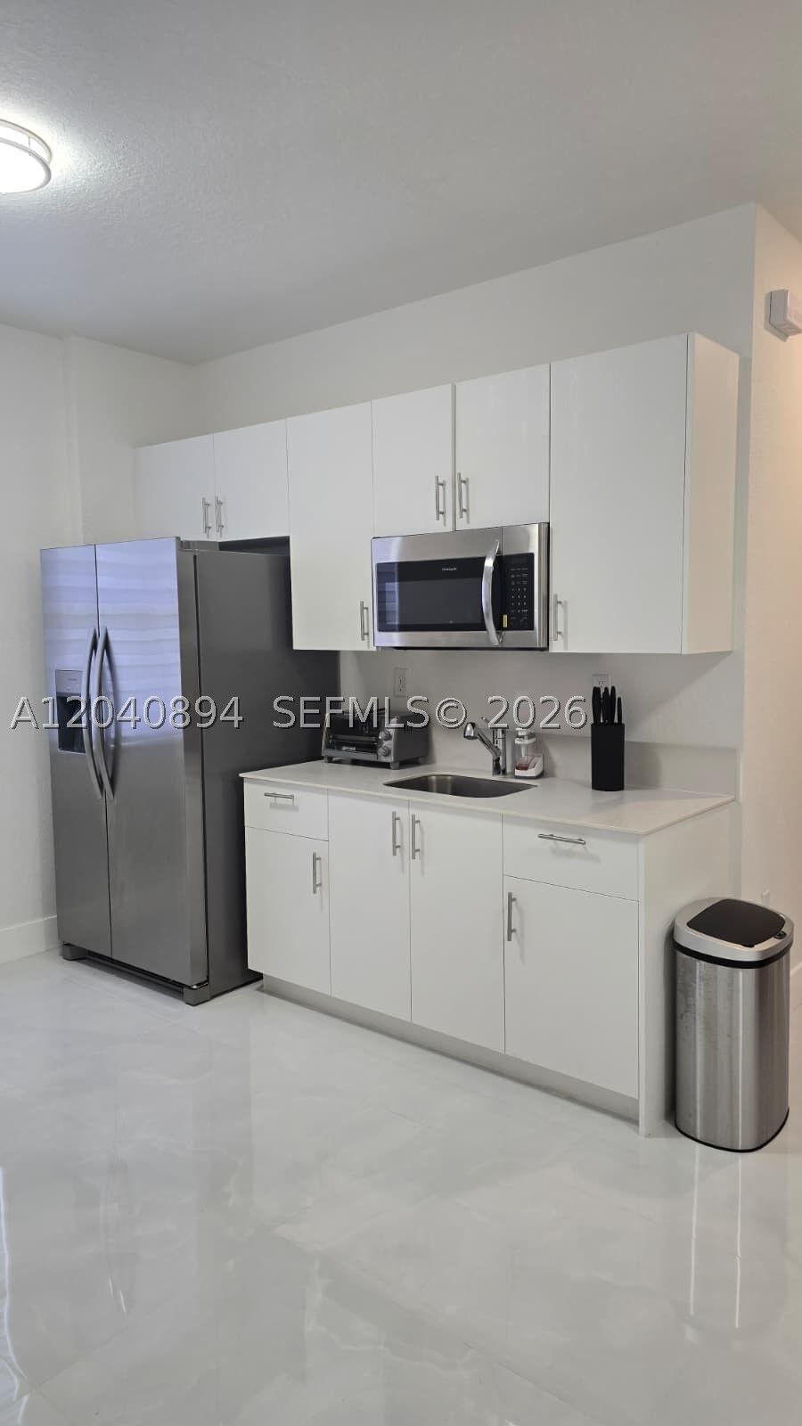 Property Photo:  2248 SE 30th St 1  FL 33035 