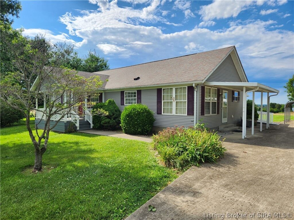 Property Photo:  5818 E Rolling Meadows Drive  IN 47165 