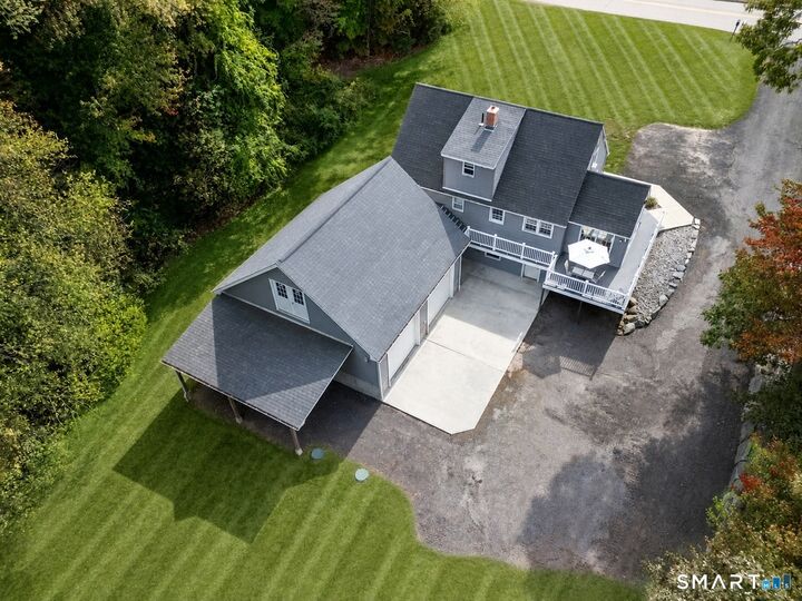 Property Photo: 10 Eaton Road CT 06084