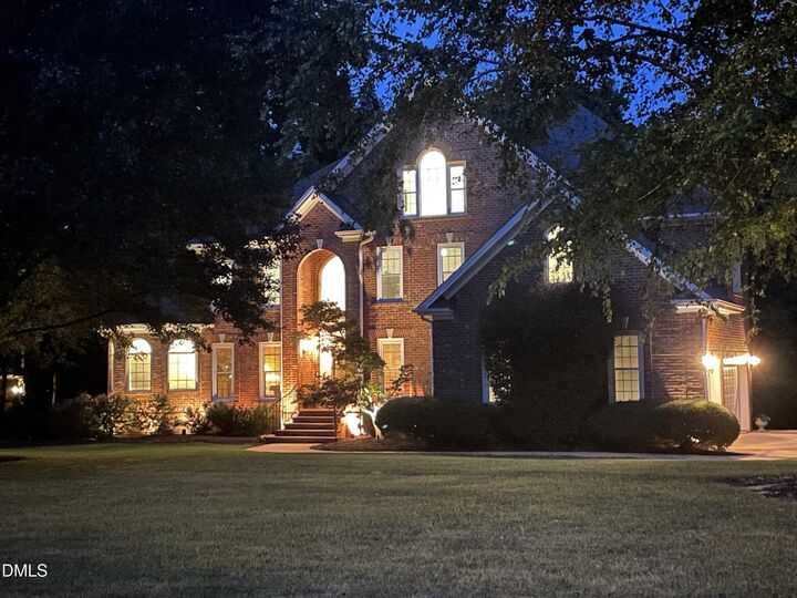 Property Photo:  1308 Ballyclare Court  NC 27614 