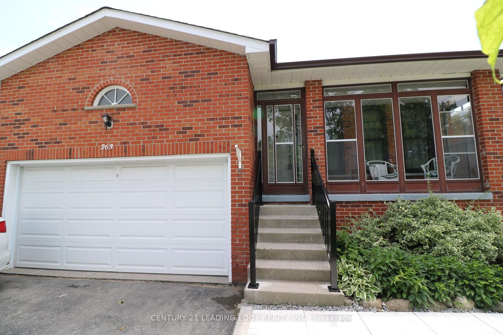 Property Photo:  263 Ingleton Boulevard Bsmt  ON M1V 2A3 