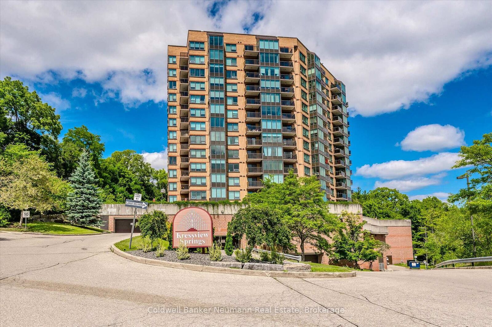 Property Photo: 237 King Street W 1106 ON N3H 5L2