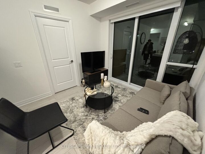 Property Photo: 30 Elm Drive 2307 ON L5B 0N6