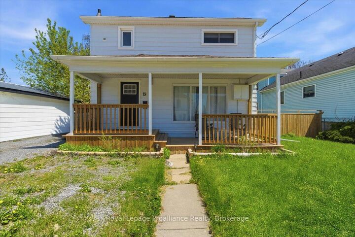 Property Photo: 19 Boswell Street ON K8P 3K7