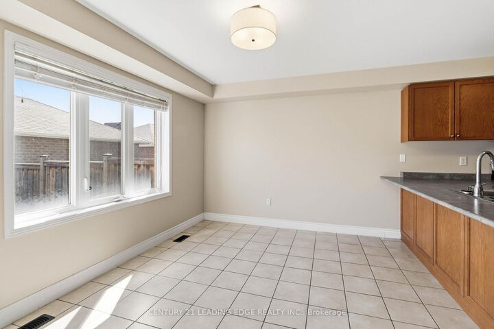 Property Photo:  3201 Neyagawa Boulevard  ON L6M 4M2 