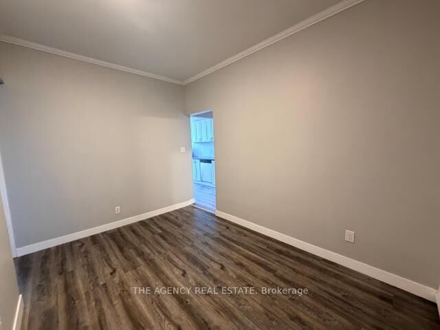 Property Photo:  286 Talbot Street 4  ON N5P 1B4 