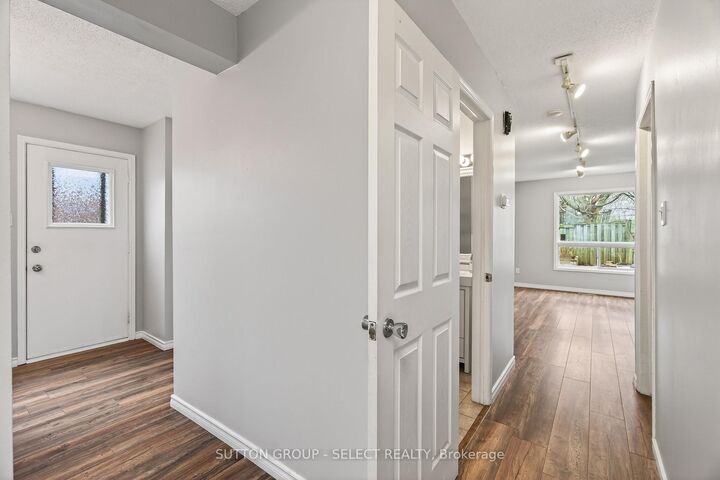 Property Photo: 461 Cleveland Avenue ON N5Z 3C3