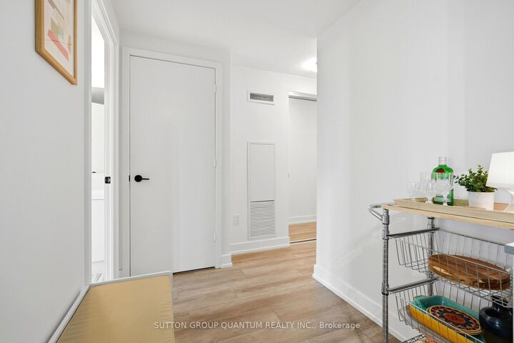 Property Photo: 50 George Butchart Drive 407 ON M3K 1Y2