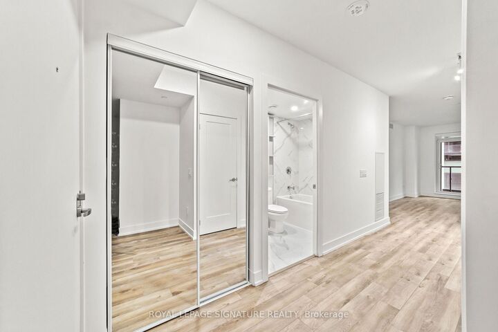 Property Photo: 9 Clegg Road 501 ON L6G 0H3