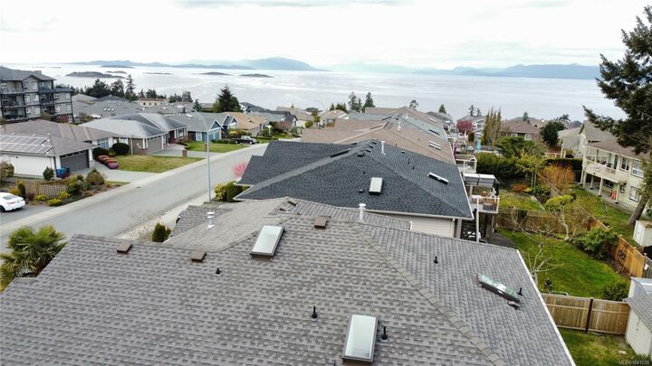Property Photo: 6593 Kestrel Cres BC V9V 1V9