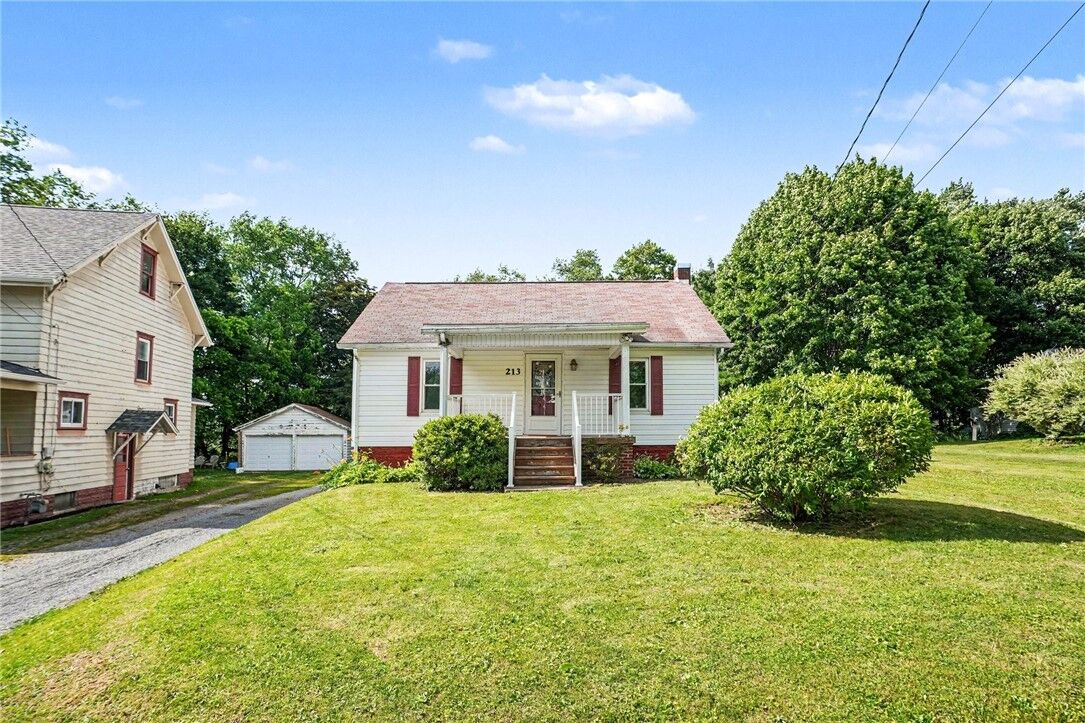 Property Photo: 213 Morrison Ave PA 16117