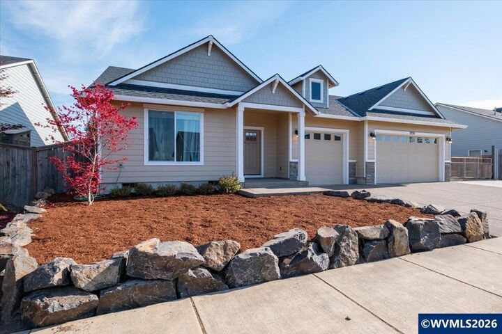 Property Photo:  2151 NE Deciduous Av  OR 97321 