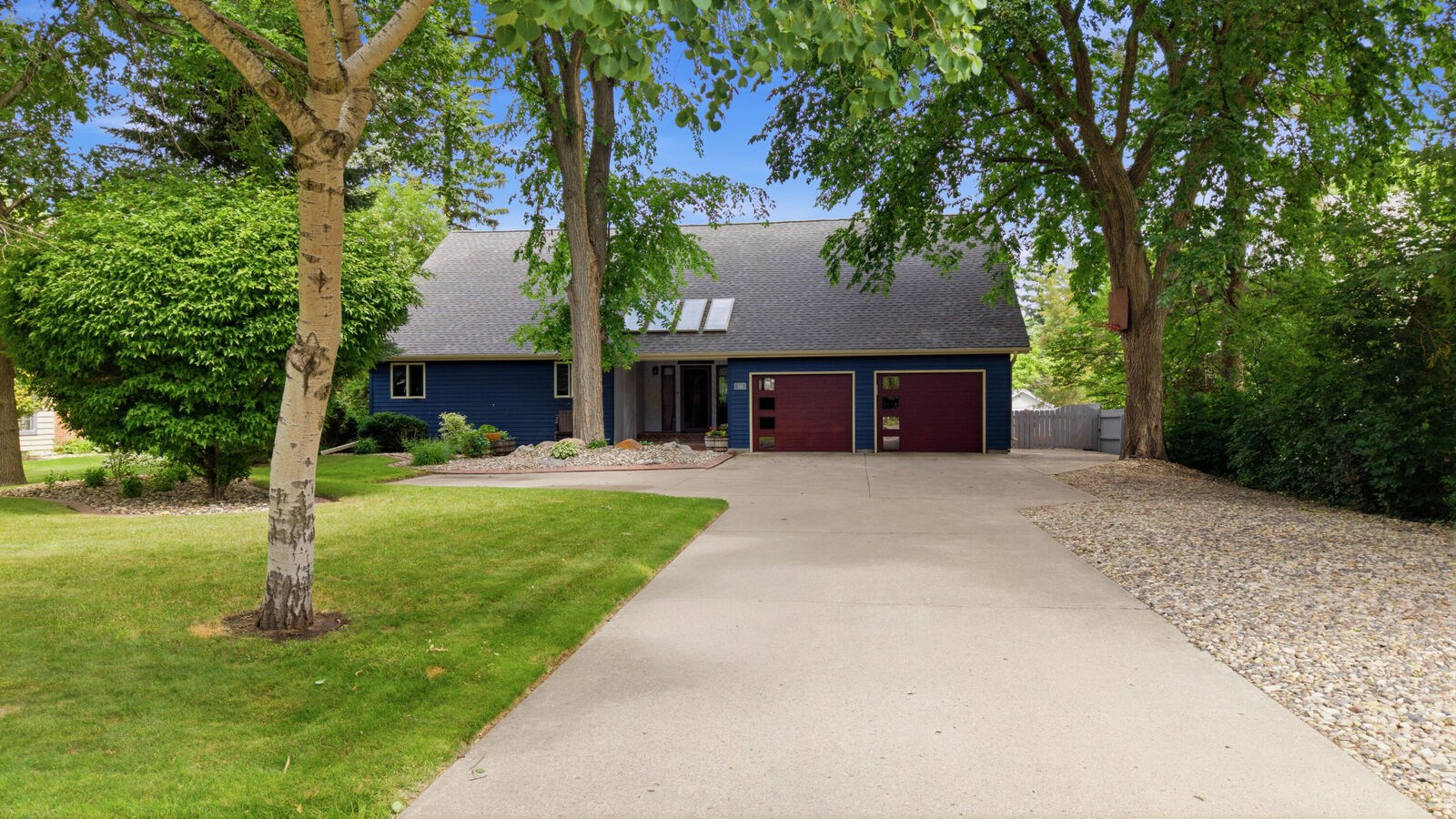 Property Photo:  111 NE 15th Avenue  SD 57401 