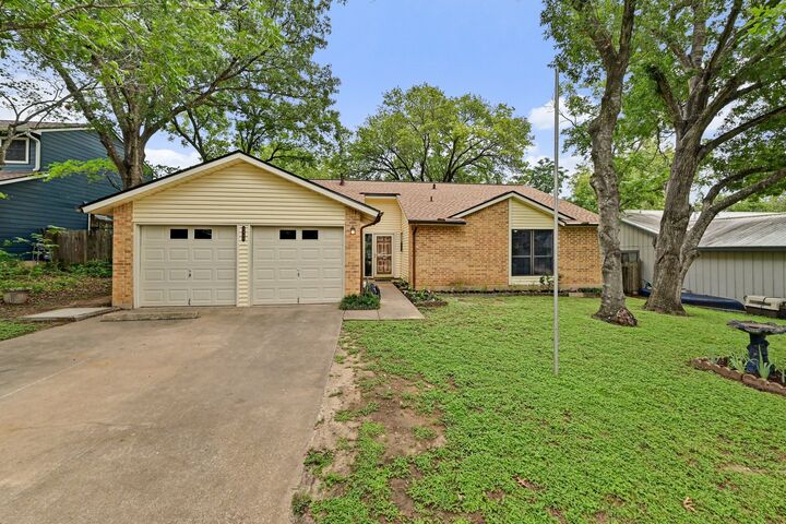 Property Photo: 2411 Roehampton Drive TX 78745