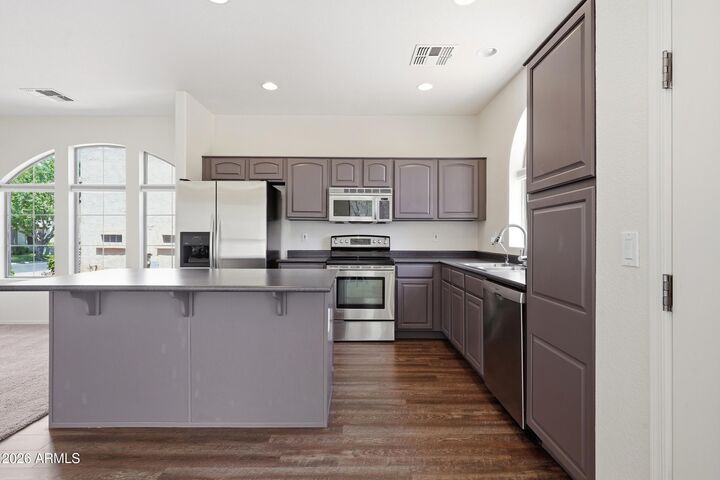 Property Photo:  1835 E Dunbar Drive  AZ 85042 