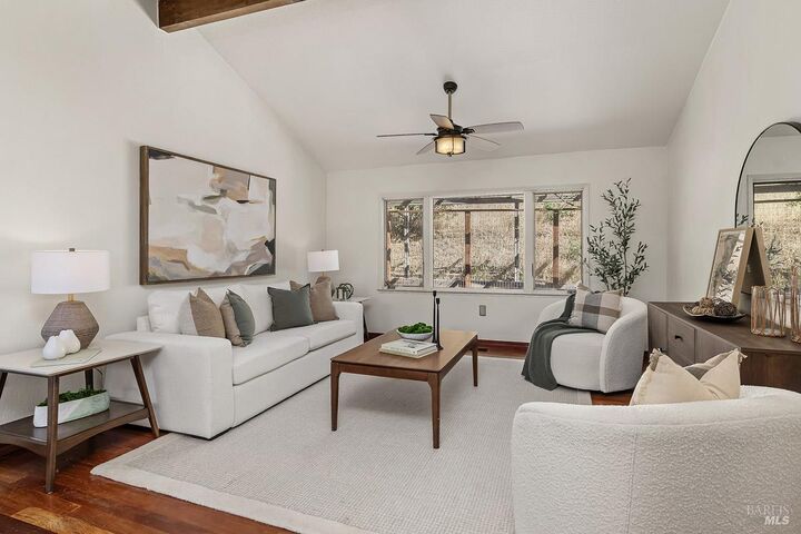 Property Photo:  727 Alice Street  CA 94945 