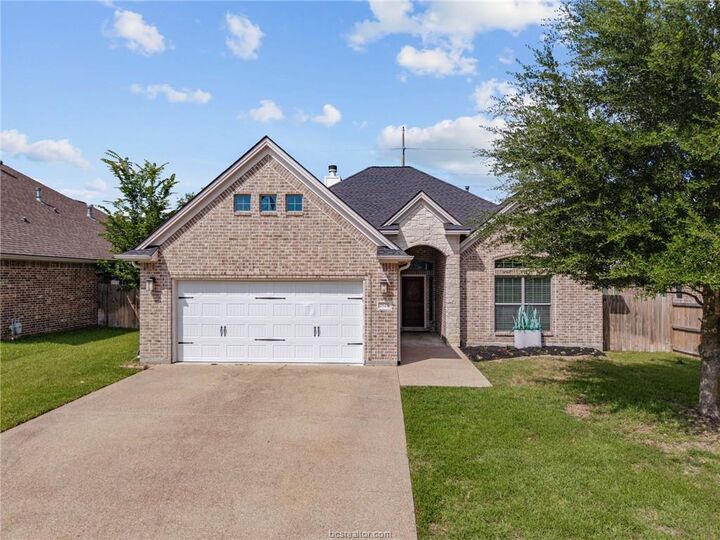 Property Photo: 2628 Forest Oaks Drive TX 77845