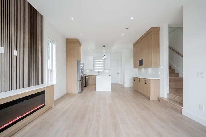 Property Photo: 957 Edgar Avenue 102 BC V3K 2K1
