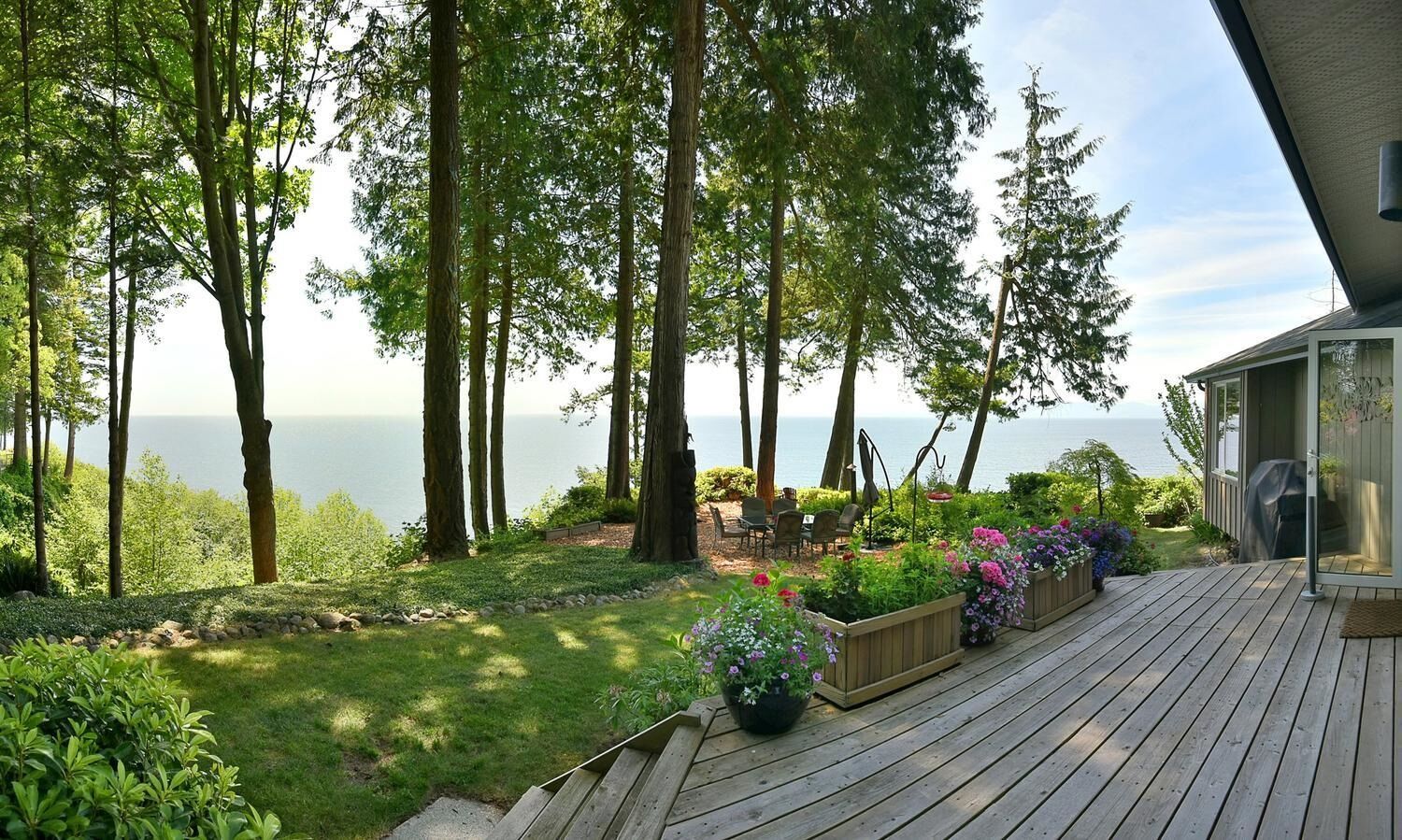Property Photo: 7647 Eureka Place BC V7Z 1A1
