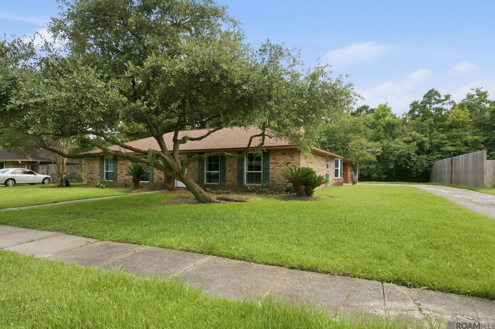 Property Photo: 11180 Worthington Ave LA 70815
