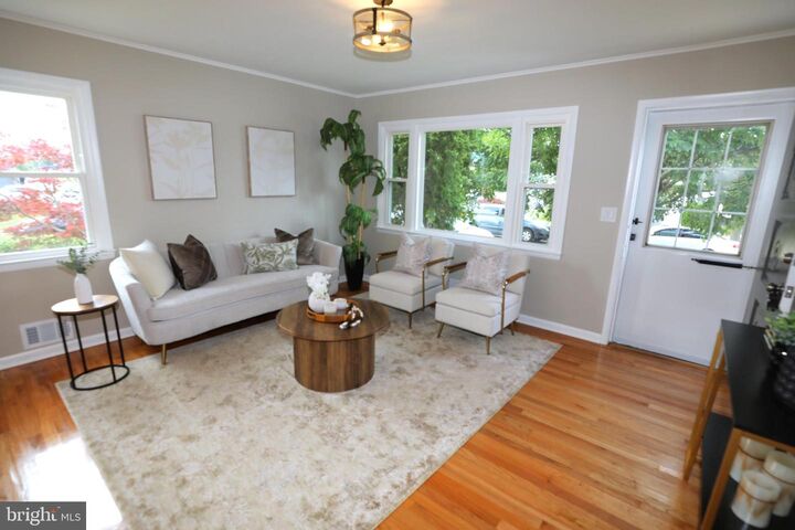Property Photo: 1610 Huntington Avenue NJ 07753