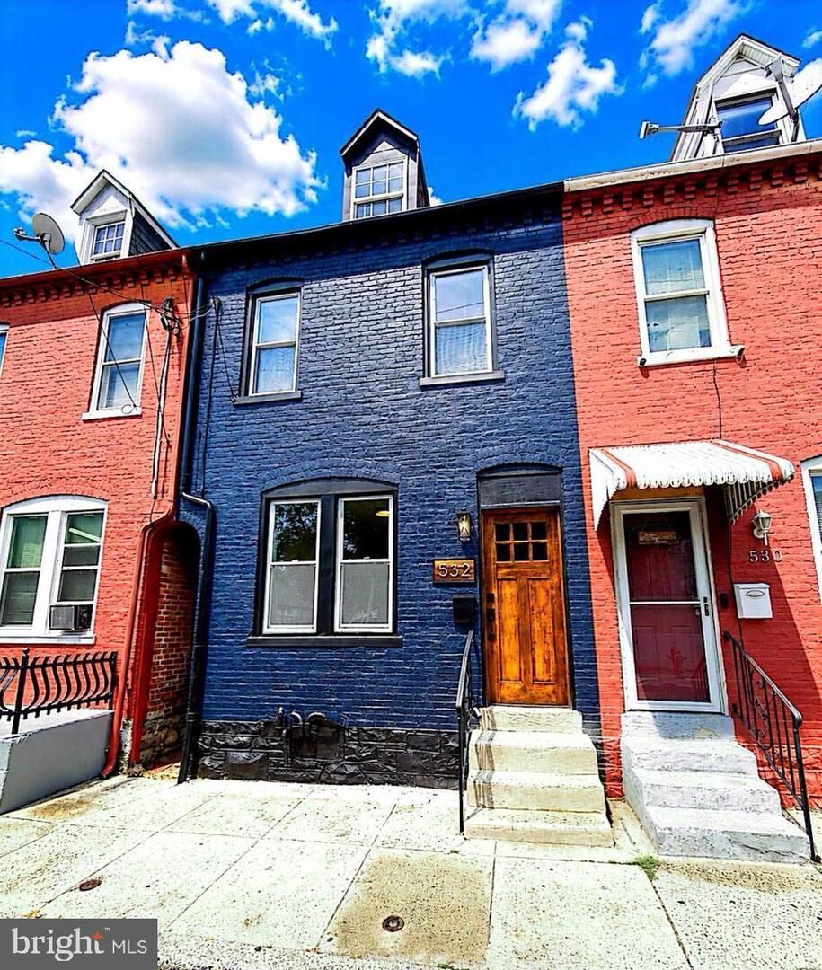 Property Photo:  532 North Street  PA 17602 