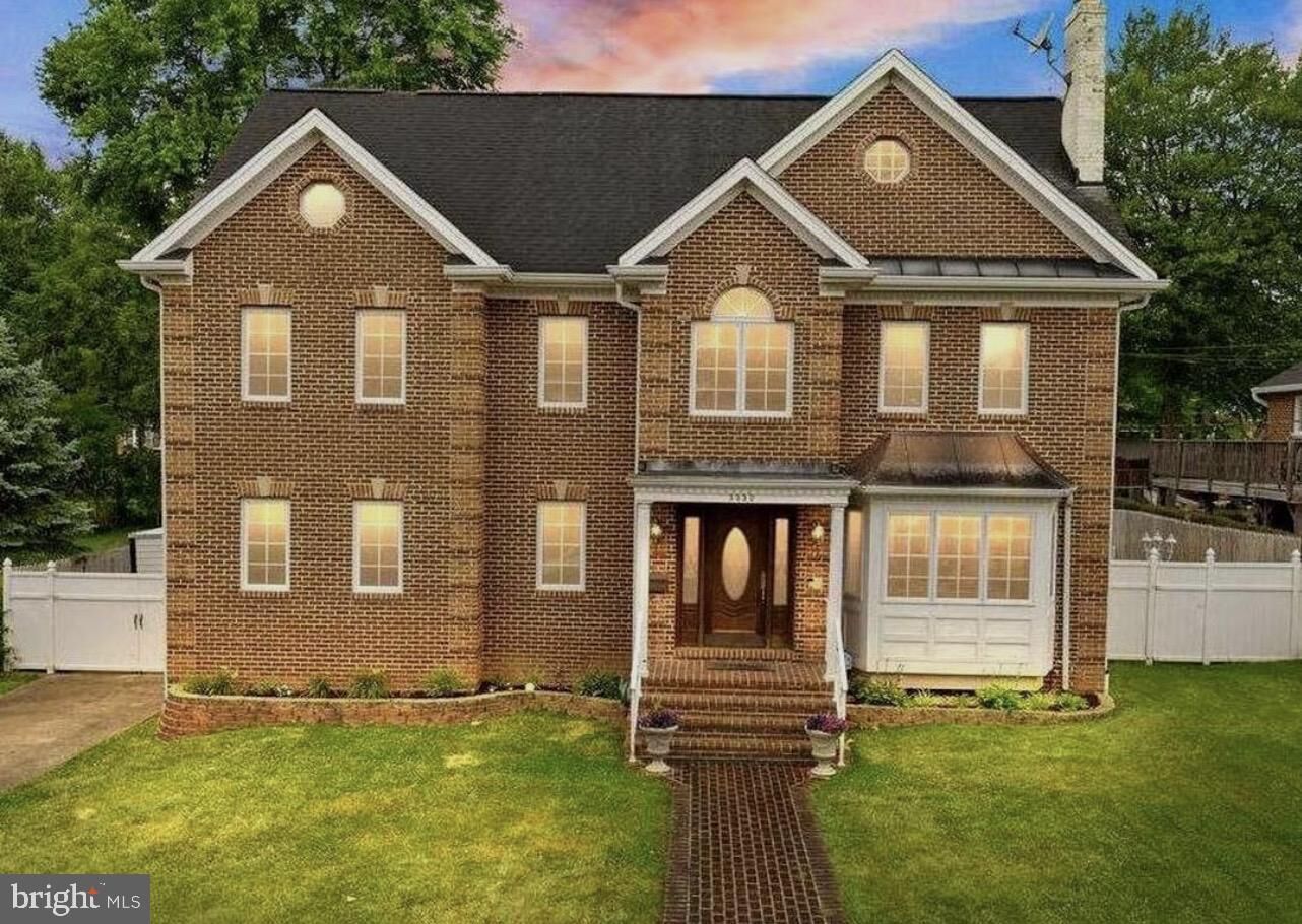 Property Photo: 3332 Freedom Place VA 22041