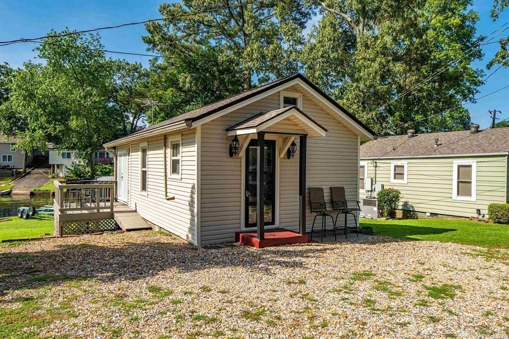 Property Photo:  105 Chambers Point  AR 71913 