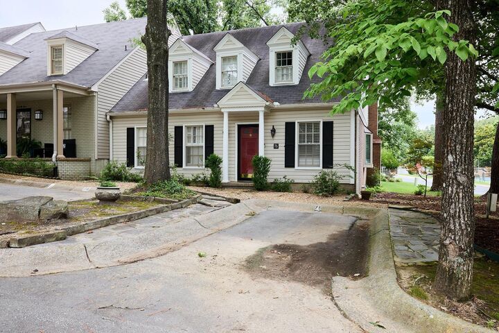 Property Photo: 75 Kingsbridge Way AR 72212