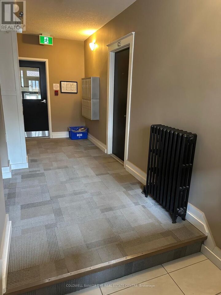 Property Photo: 58 Madison Avenue North ON N2H 2Z6