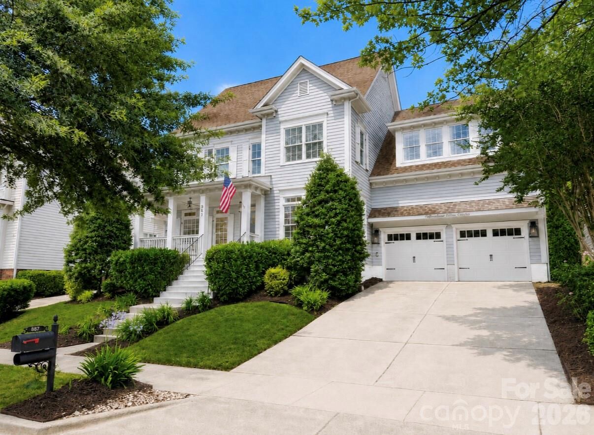Property Photo: 887 Stratford Run Drive SC 29708