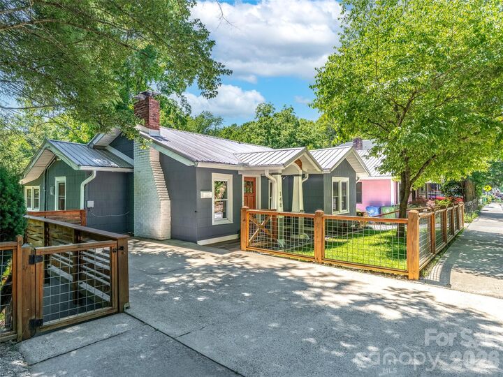 Property Photo:  148 Sand Hill Road  NC 28806 
