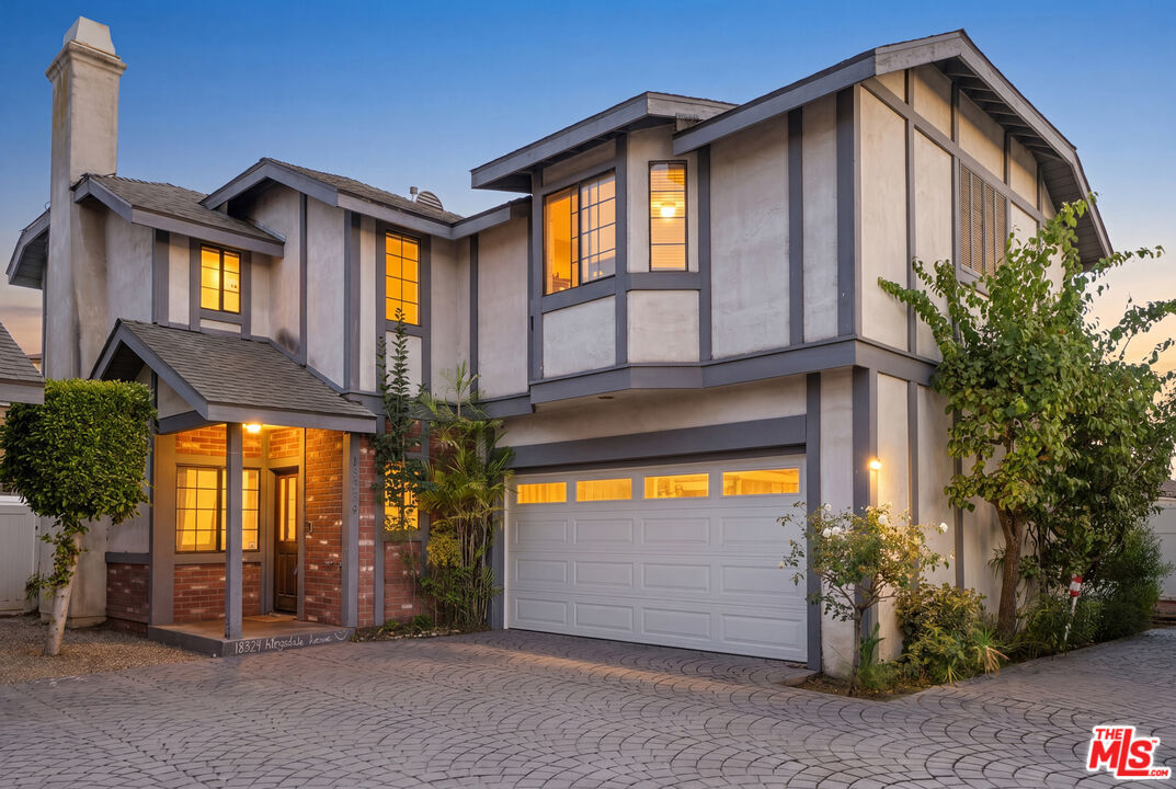 Property Photo: 18324 Kingsdale Ave CA 90278