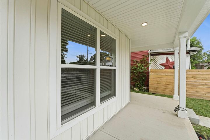 Property Photo: 93 N Princeton Avenue OH 43222