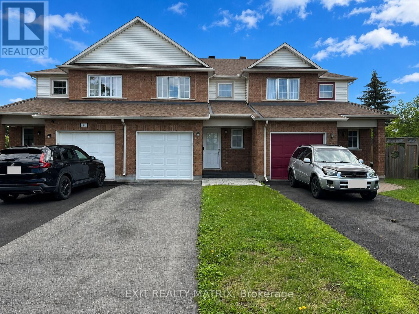 Property Photo:  35 Binbury Way  ON K1T 4C2 