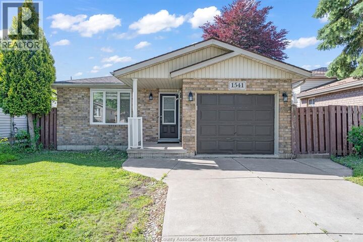 Property Photo:  1541 Foster  ON N8W 5P8 