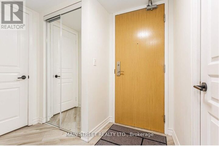 Property Photo:  509 Beecroft Road 816  ON M2N 0A3 