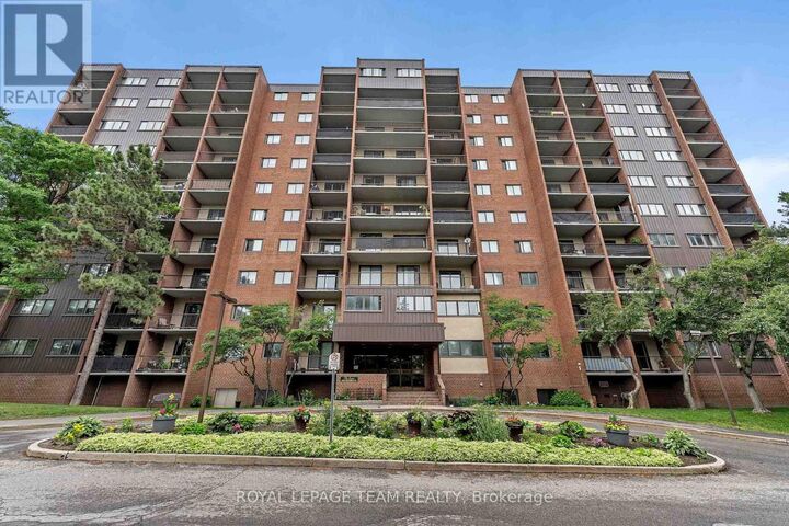 Property Photo: 2630 Southvale Crescent 214 ON K1B 4S8