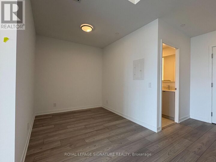 Property Photo: 285 Dufferin Street 1108 ON M6K 0J2