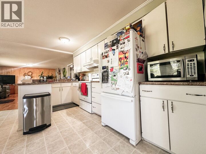 Property Photo: 7851 Brewer Avenue BC V0J 1E1