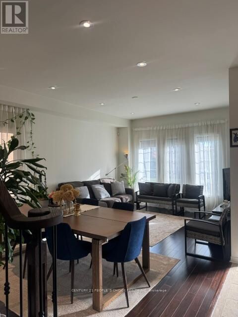 Property Photo: 33 Mansbridge Crescent ON L1Z 1S3