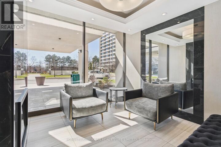 Property Photo:  725 Don Mills Road 906  ON M3C 1S6 