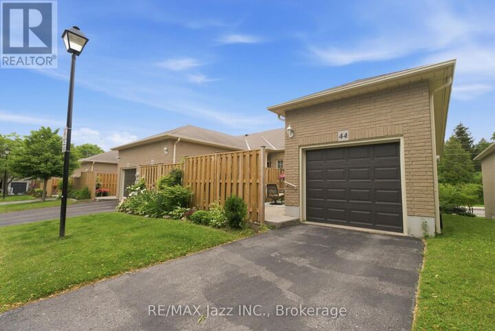 Property Photo: 1111 Wilson Road North 44 ON L1G 8C2